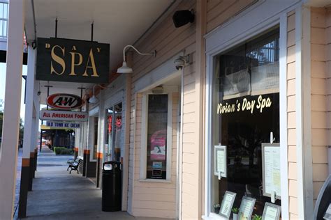 vivian's day spa